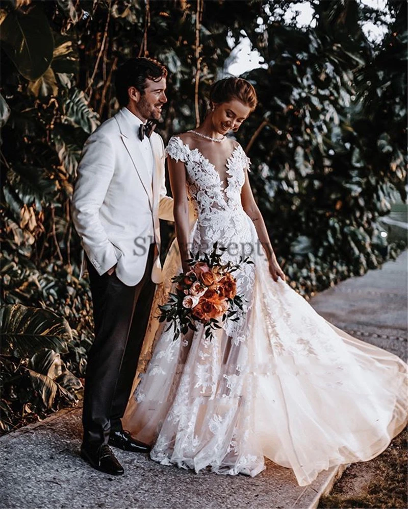 Полный кружевное свадебное платье в стиле кантри с Съемная юбка поезд