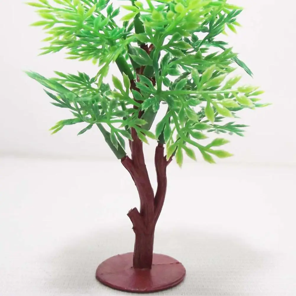 дерево из пластика. декорация "дерево". пластмасса из дерева. декорация "дерево". декорация "дерево".