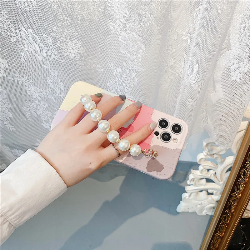 

Pearl rhinestone wrist bracelet Graffiti Geometry case For iphone 12 11 Pro Max X XR Xs max 7 8Plus SE2020 Protective case