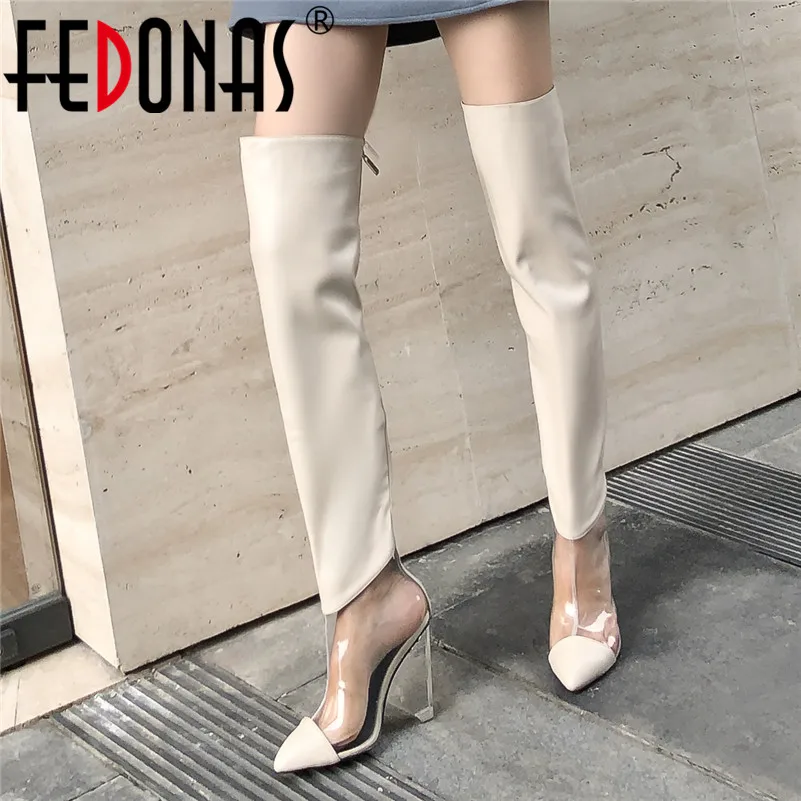 Женские высокие сапоги FEDONAS черные из искусственной кожи на каблуке для