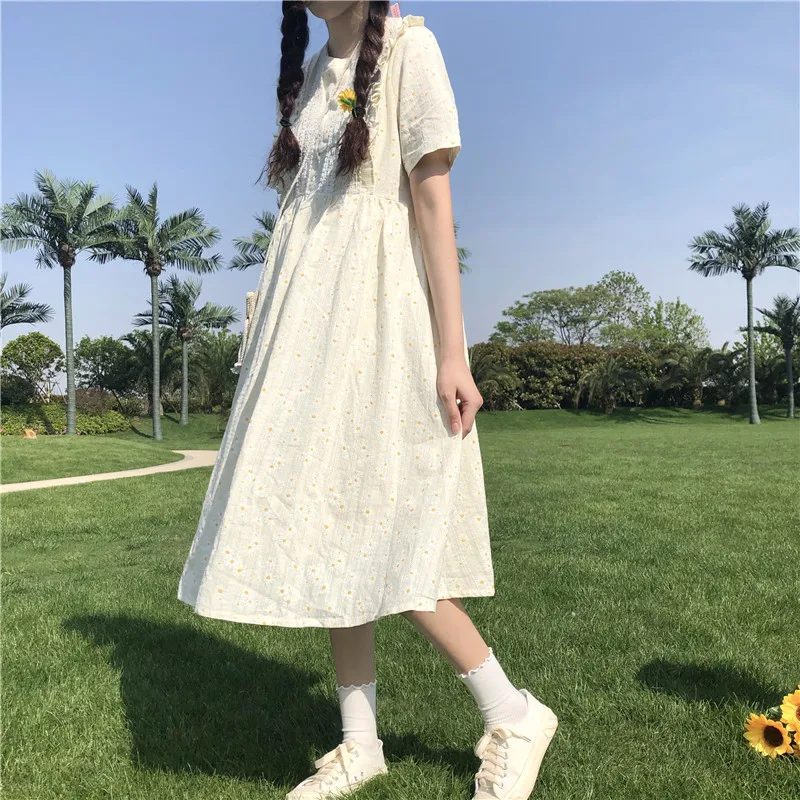 

2020 New Summer Super Mori Fairy Little Daisy Dress Waist Slimming Temperament Small Size Dress