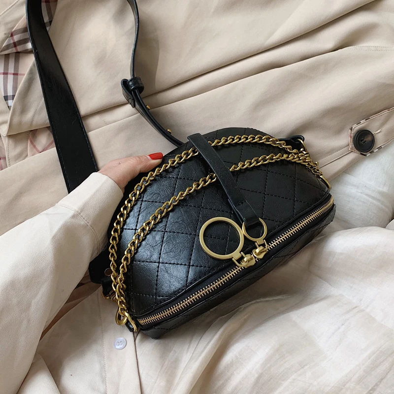 DORANMI цепи ремень Fanny Pack Для женщин Поясные сумки 2021 Элитный бренд дизайн Crossbody