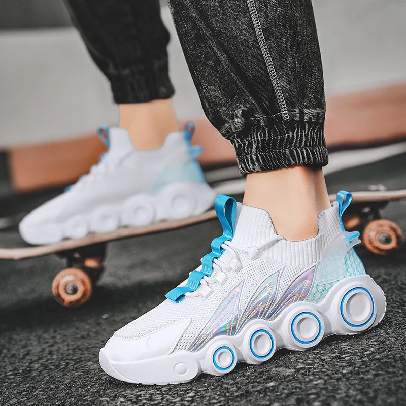 

Sport Shoes Men Fly Weave Breathable Mesh Male Sneakers Popular Outdoor Running Basketball Sports Casual Shoes Zapatillas Hombre