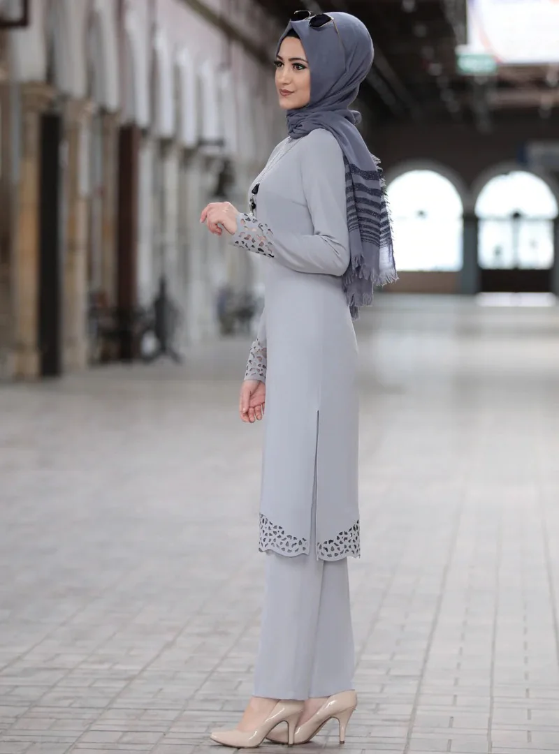 

2021 New Middle East Muslim women's abaya robe suit burnt flower dress two piece cross border spring women's suit
