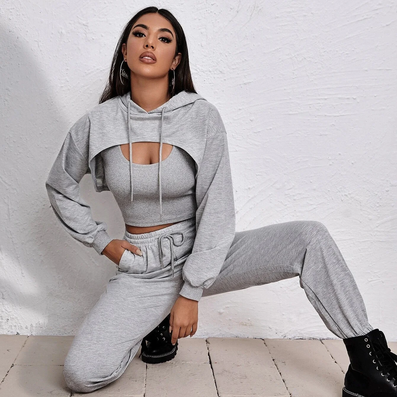 

W 2021 women's autumn and winter Hoodie loose vest guard pants three piece sports jogging cloth set