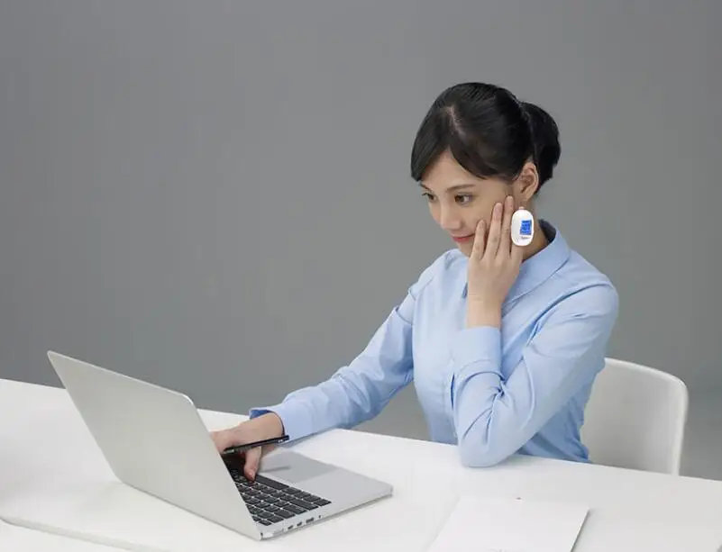 売却 HANRIVER 2018 電気指の関節マッサージ多機能インテリジェント振動マッサージ赤外線ツボ USB 充電