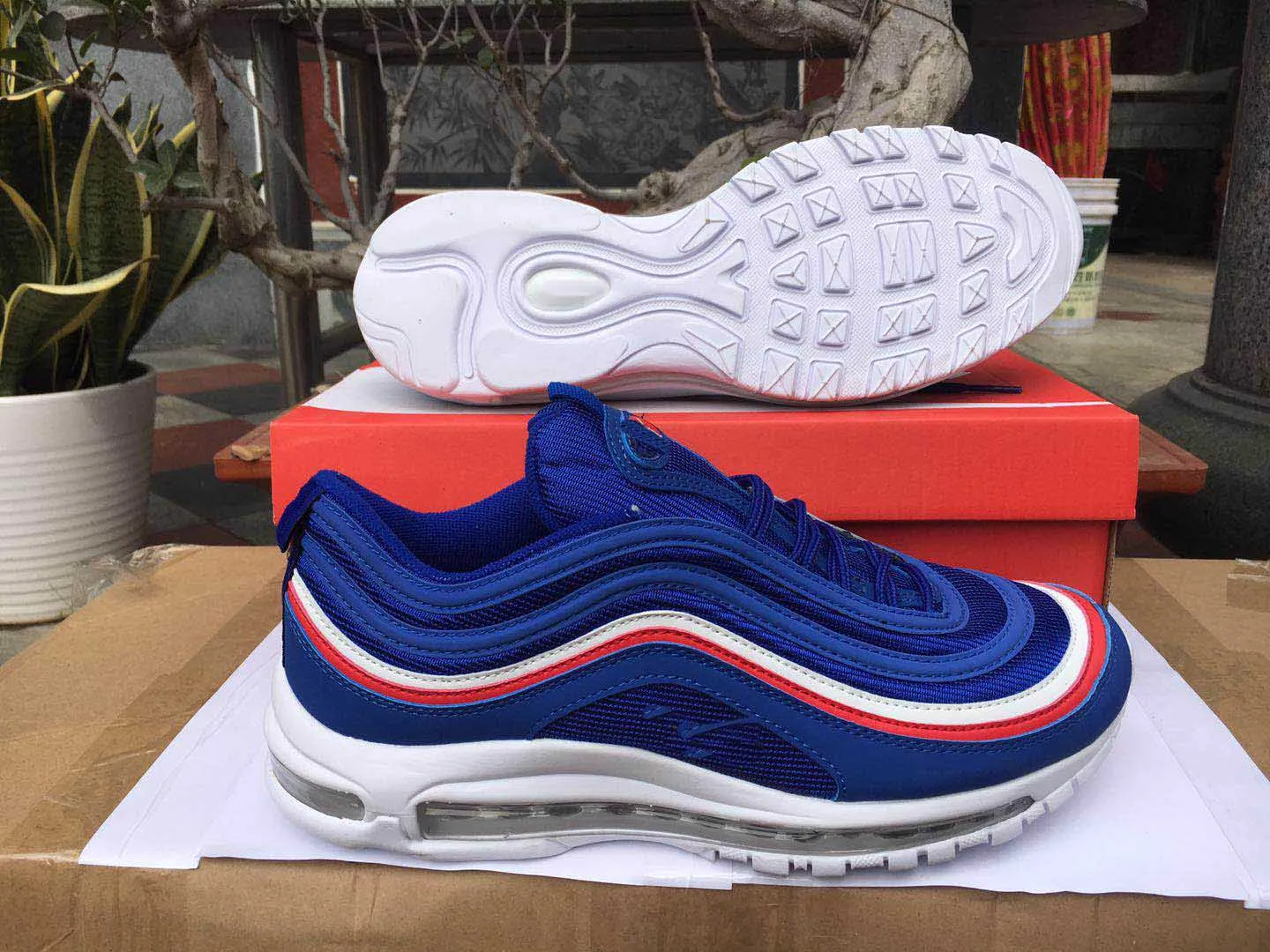 

2021 New 97 Turned Air Cushion Mens Running Shoes Women Designer Sneakers Red-Blue Spider Anniversary Mens Trainers