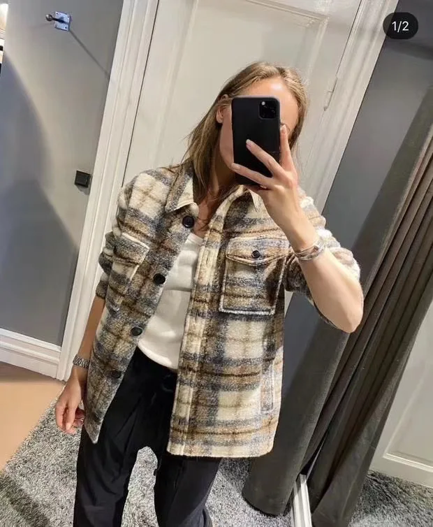 

2020 AW Warm Women Fashion Wool Blend Checked Jacket Long Sleeves Chest Pockets Short Coat