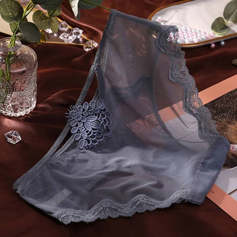 

Women's Underwear Sexy Lace Panties Fashion Transparent Thin Briefs Low Waist Seamless Hollow Out Underpants Female Lingerie