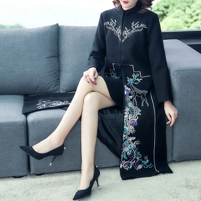 chinese style Retro wool embroidered coat women's slim long Windbreaker autumn and winter Embroidery overcoat