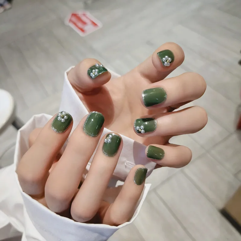 

Накладные короткие ногти с клеем, зеленый Пномпень, короткий Жемчужный Цветок, накладные ногти, готовая палочка на ногтях, акрил с клеем