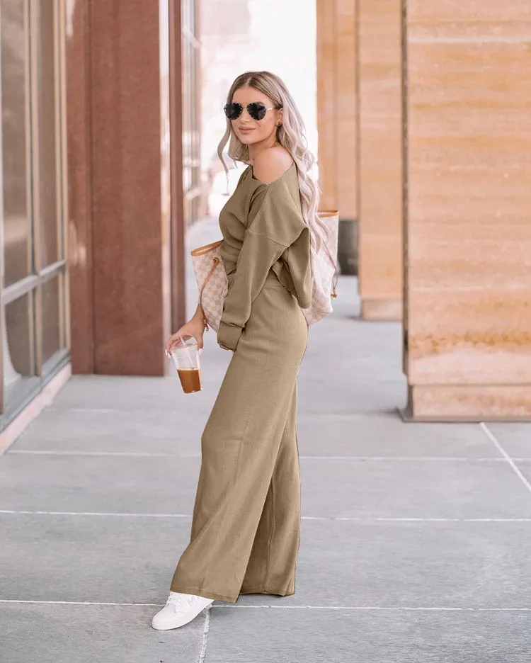 

Casual Slimming Solid Color Home Service Long-sleeved Off-the-shoulder V-neck Top + Straight-fit Wide Loose Shorts Streetwear