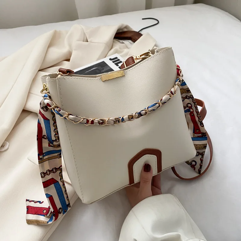 

Fashion Small Square Bag 202 Early Spring New Simple Western Style Shoulder Bag Korean Chain Leisure Bucket Bag