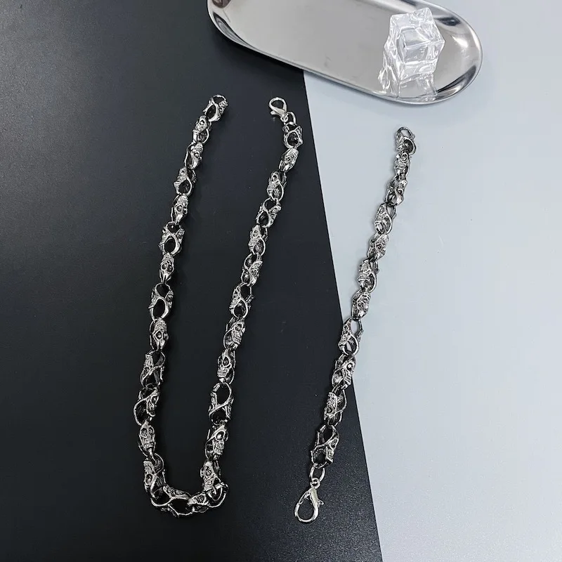 

Disco necklace trendy men and women cool style versatile web celebrity with the skull cool personality bracelet