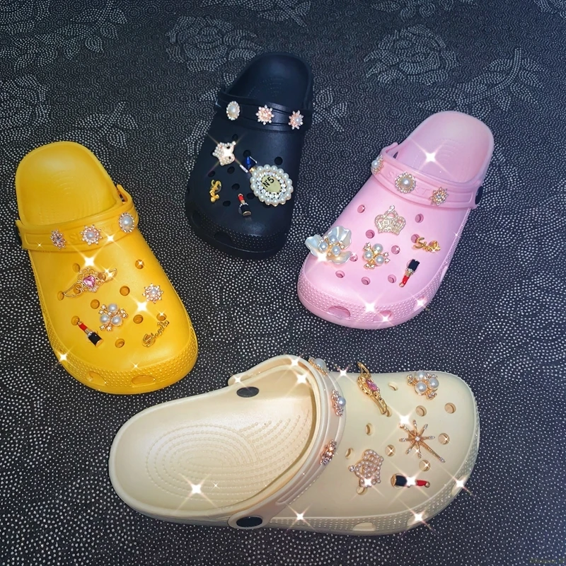 

Summer Women Jewelry Slippers Shoes Clogs Platform Garden Shoes Beach Sandals Antiskid Flip Flops Fashion Slippers For Women