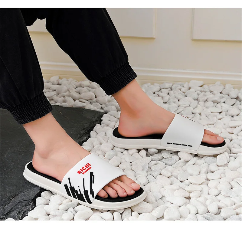 

Slippers Men Shoes Summer Unisex Bathroom Slipper Male Couple Beach Sandals Fashion Home Slippers Non-slip Floor Flip Flops