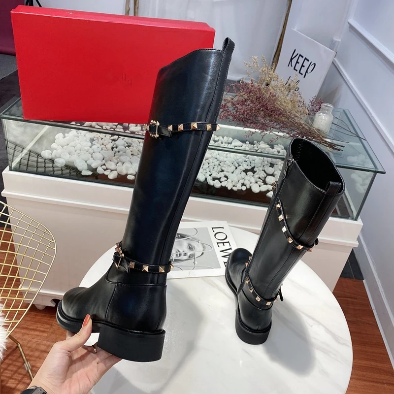 

Rivets Studed Women Ankle Boots Fashion Black Genuine Leather Women Martin Boots Runway Party Dress Shoes Causual Boots Women