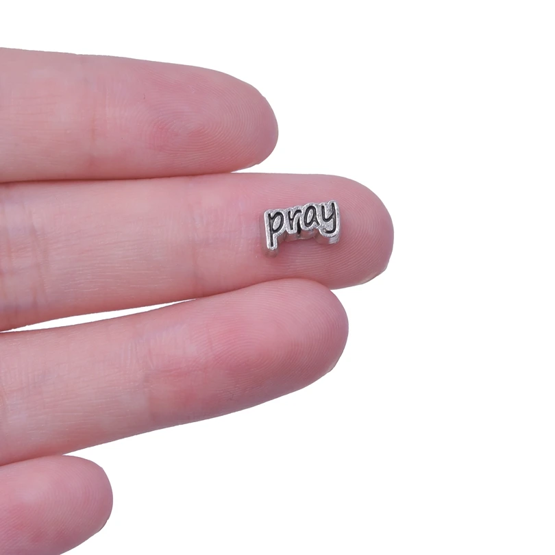 20 шт./лот сплав буквы Алфавит литые плавучие подвески ручной работы память