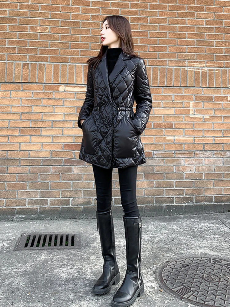 Зимняя женская Легкая стеганая куртка модная утепленная средней длины в