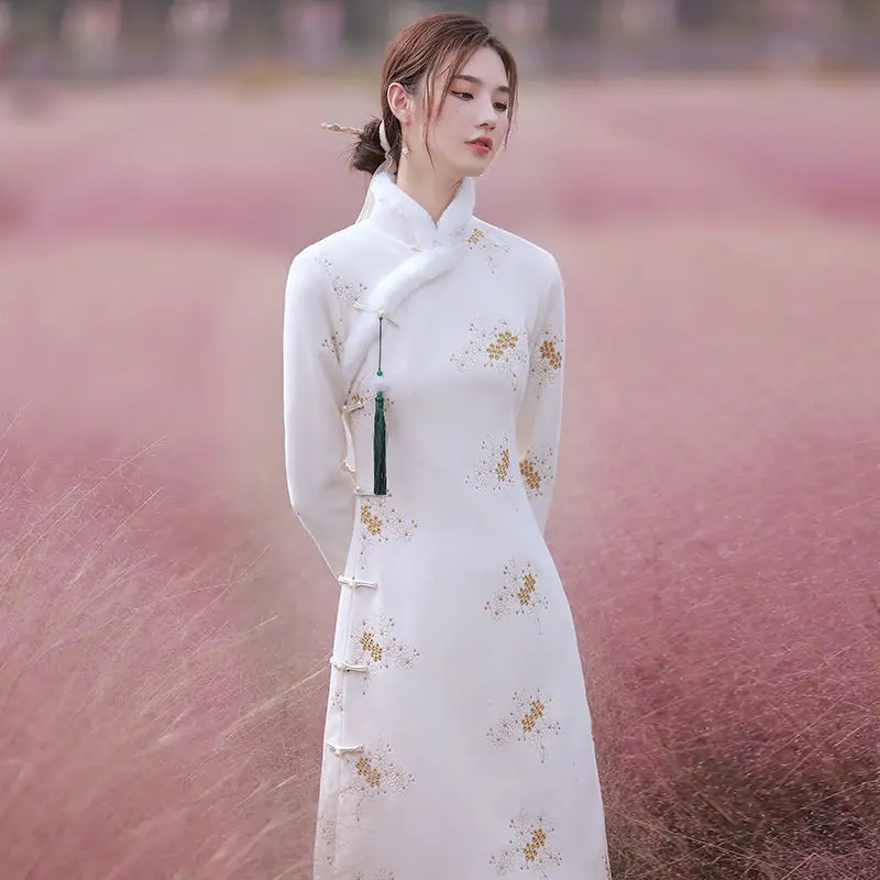 

Mid-length Girl Improved Cheongsam Winter Thickened 2021 New Improved Daily Dress Long-sleeved Young Dress