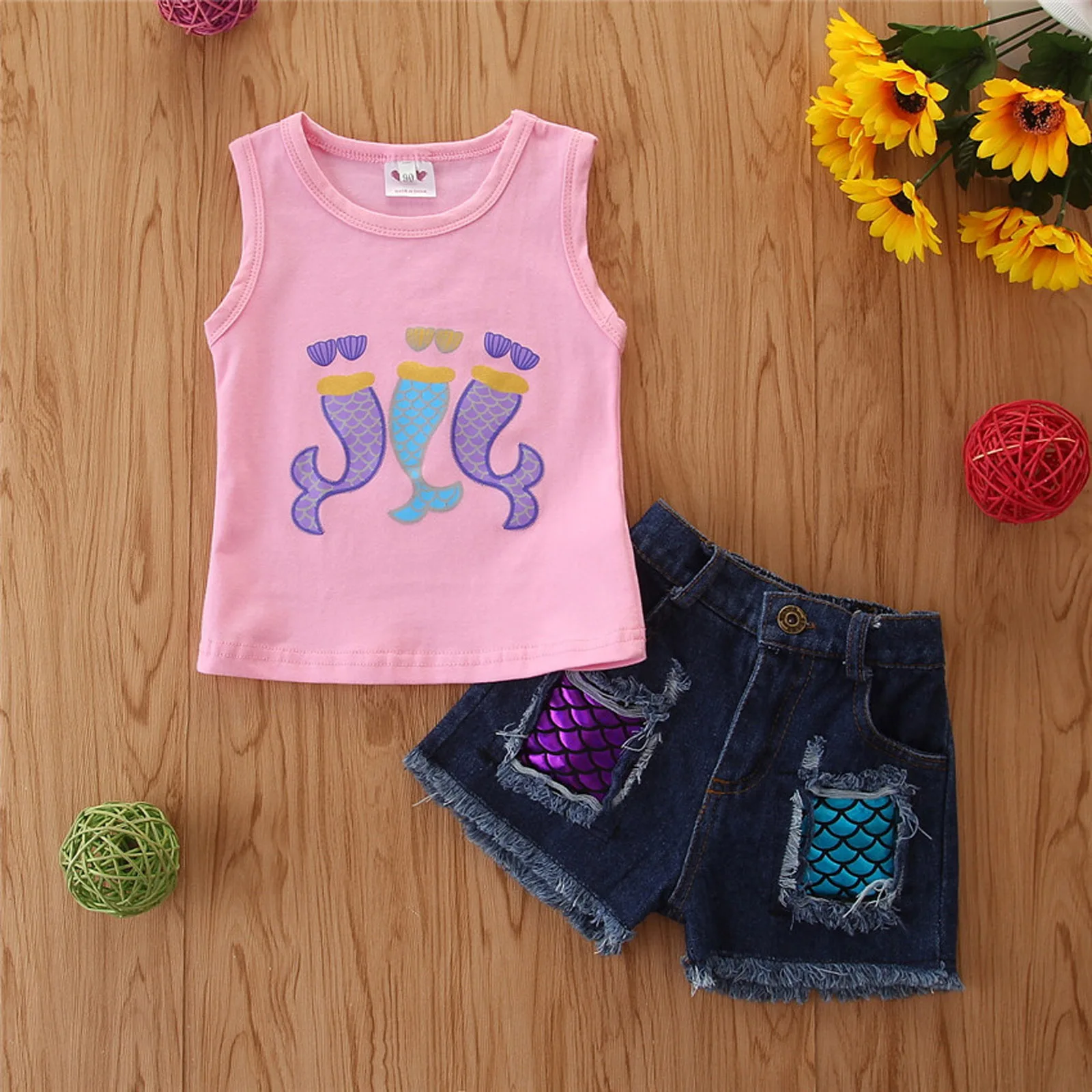 

Модная одежда для маленьких девочек 2 шт., креативный Топ без рукавов с круглым вырезом и принтом «рыбий хвост» Для малышей + Рваные джинсовы...