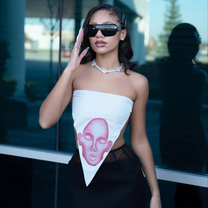 

Strapless Sleeveless Figure Print Skinny Sexy Tank Tops Women Slash Neck Backless Designed Novelty Fashion Slim Crop Top