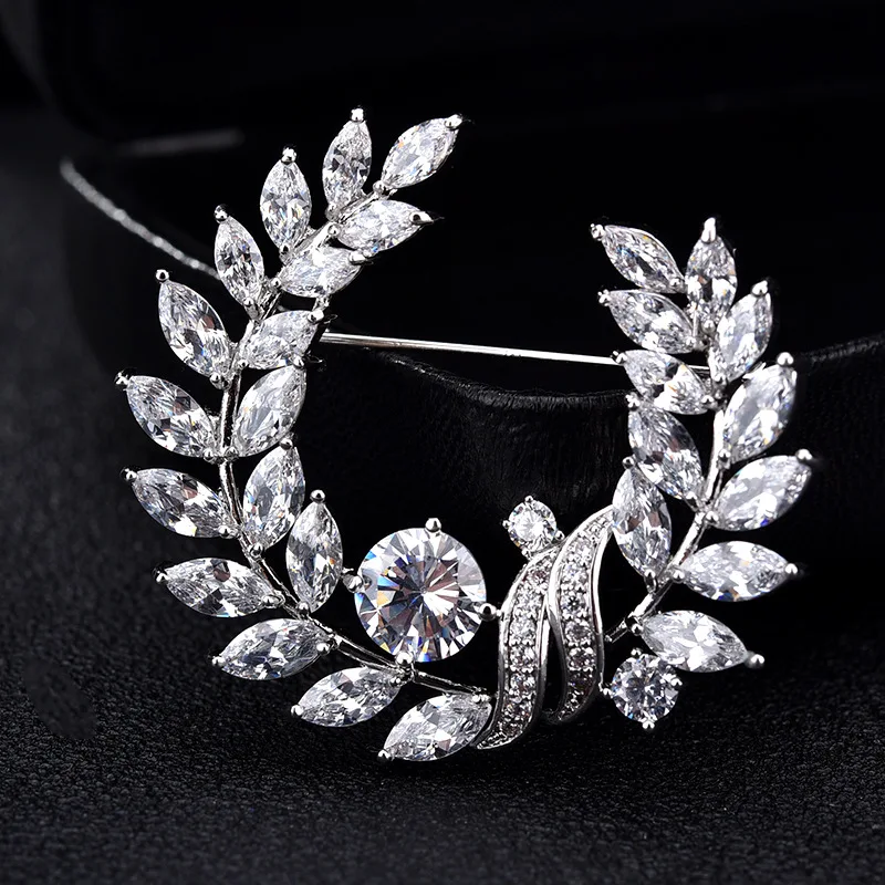

CB2008 Rhinestone Brooch Gold Color Flower Bouquet Brooch Pin Bridal Wedding Jewelry Gift