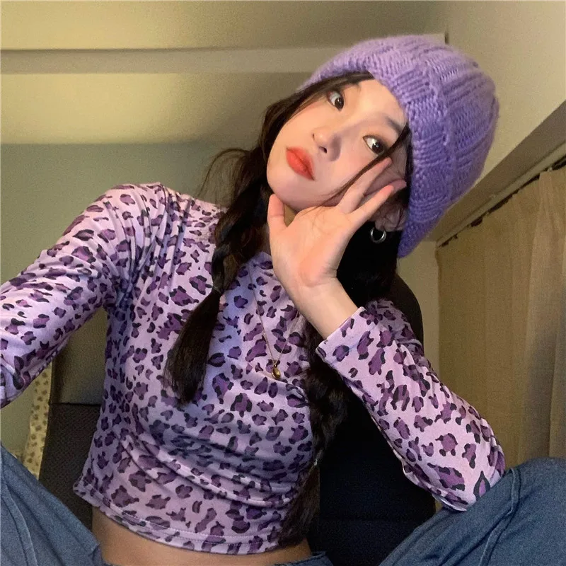 

Korean The New Autumn 2021 Slim Slimming Short Leopard Print T-Shirt Women'S Long-Sleeved Thin Bottoming Shirt Top Ins Tide