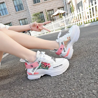 Новинка 2019 года сезон весна женские дышащие кроссовки пикантная спортивная