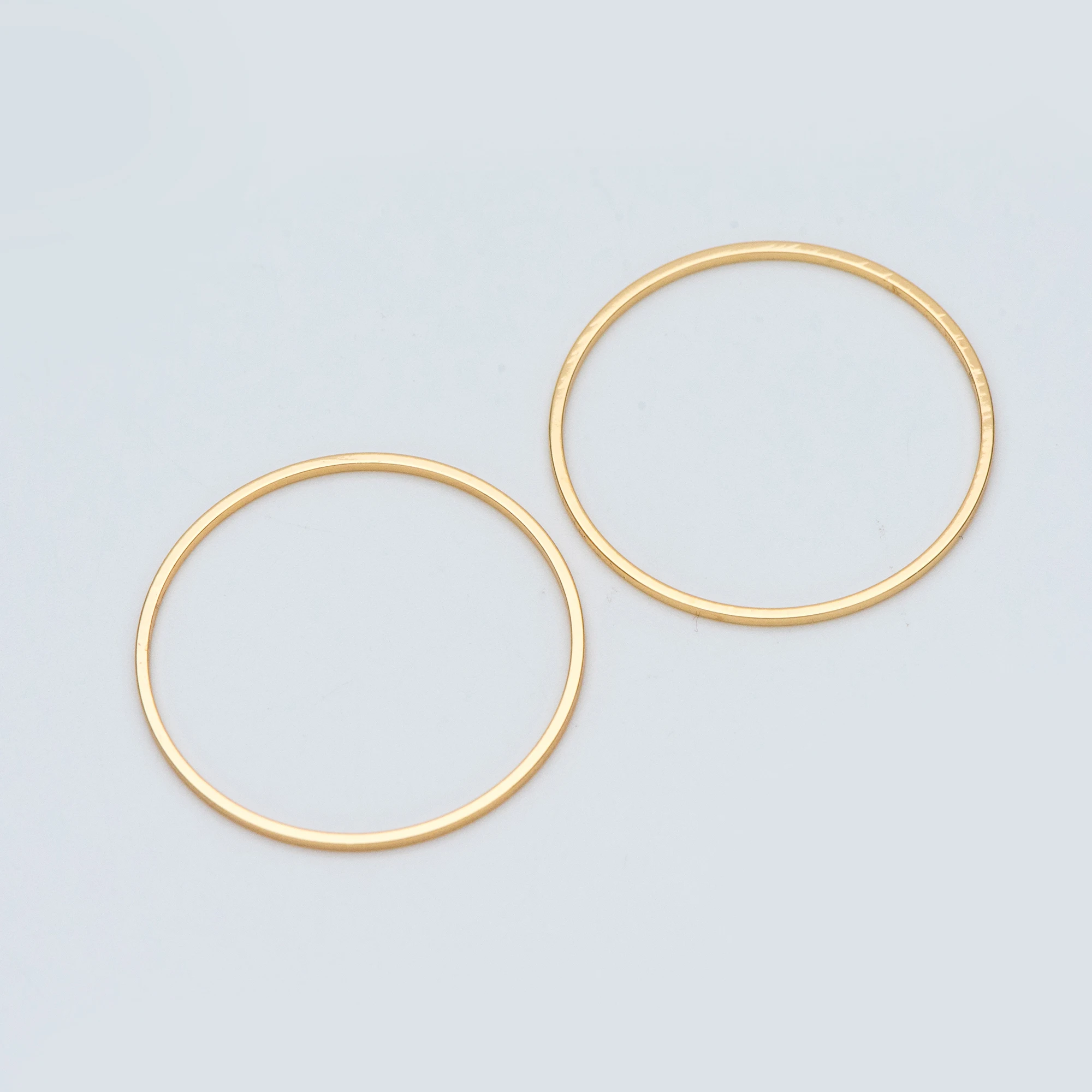 

10pcs Gold Round Link Charms 8/ 10/ 12/ 15/ 18/ 20/ 25/ 30/ 35mm, Gold Plated Brass Ring Loops, Hoop Circle Pendants (GB-232)