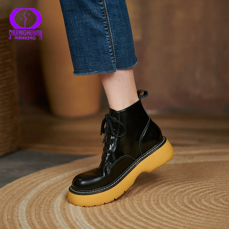 

AIMEIGAO Autumn Fashion Cowhide Martin Boots Women Platform Ankle Boots Round Head Lace Up Casual Black Green Female Short Boots