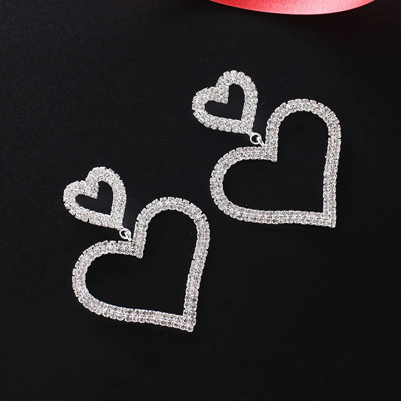

Vintage Shiny Hollow Out Heart Dangle Earrings For Women Metallic Crystal Charm Cool Elegant Harajuku Y2K Drop Earrings Jewelry