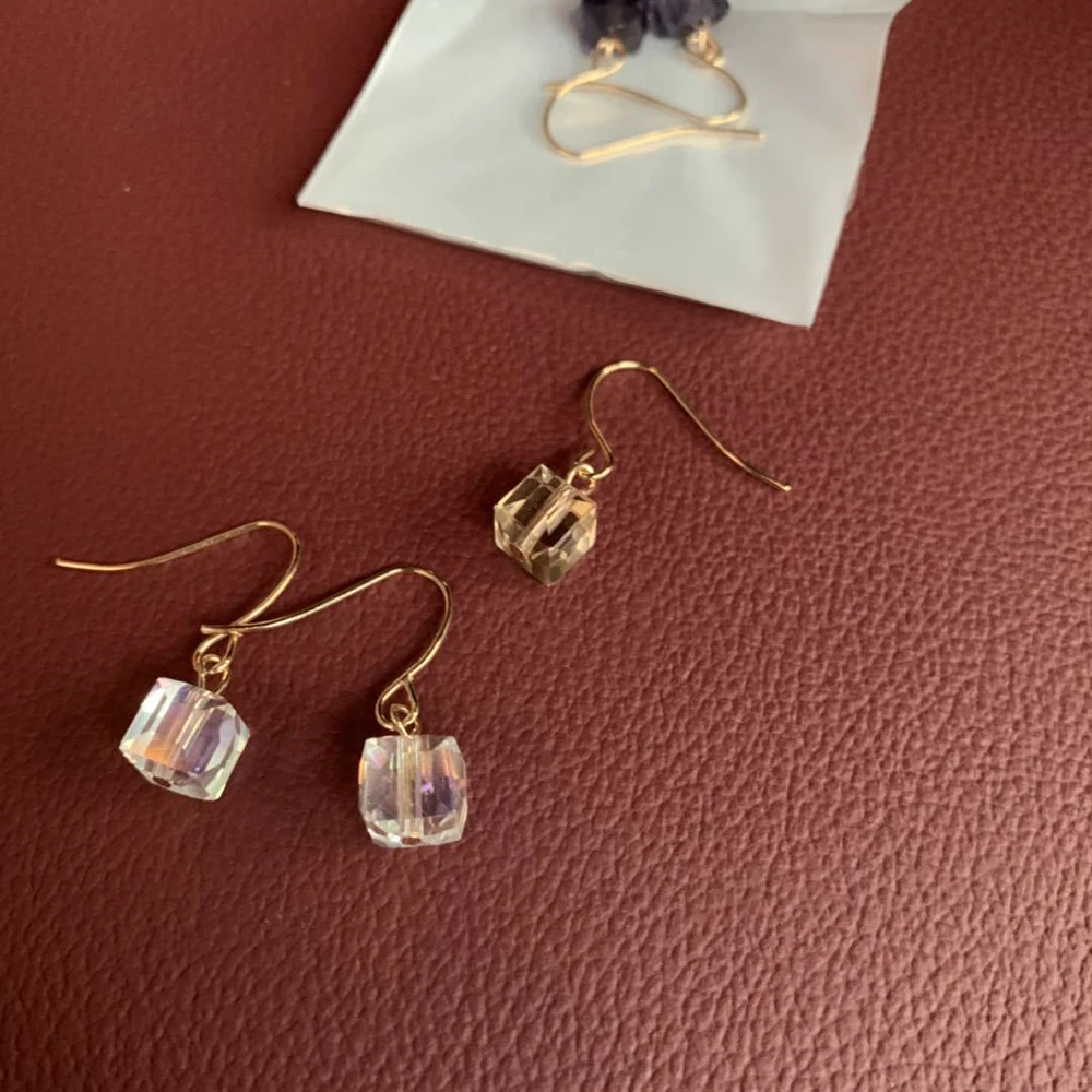 Женские Простые Стильные одноцветные маленькие серьги женские вечерние для