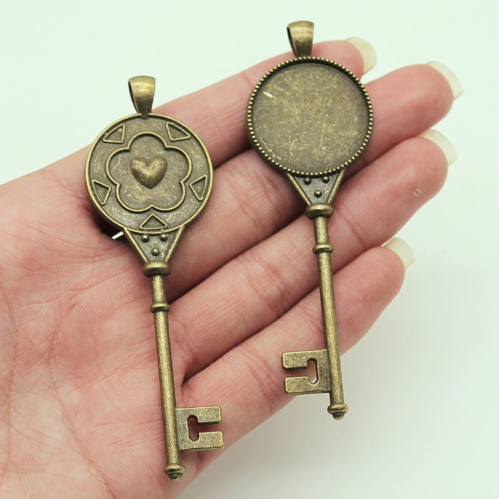 

2pcs 25mm Inner Size Key Style Zinc Alloy Cameo Cabochon Base Setting Charms Pendant For Jewelry Making