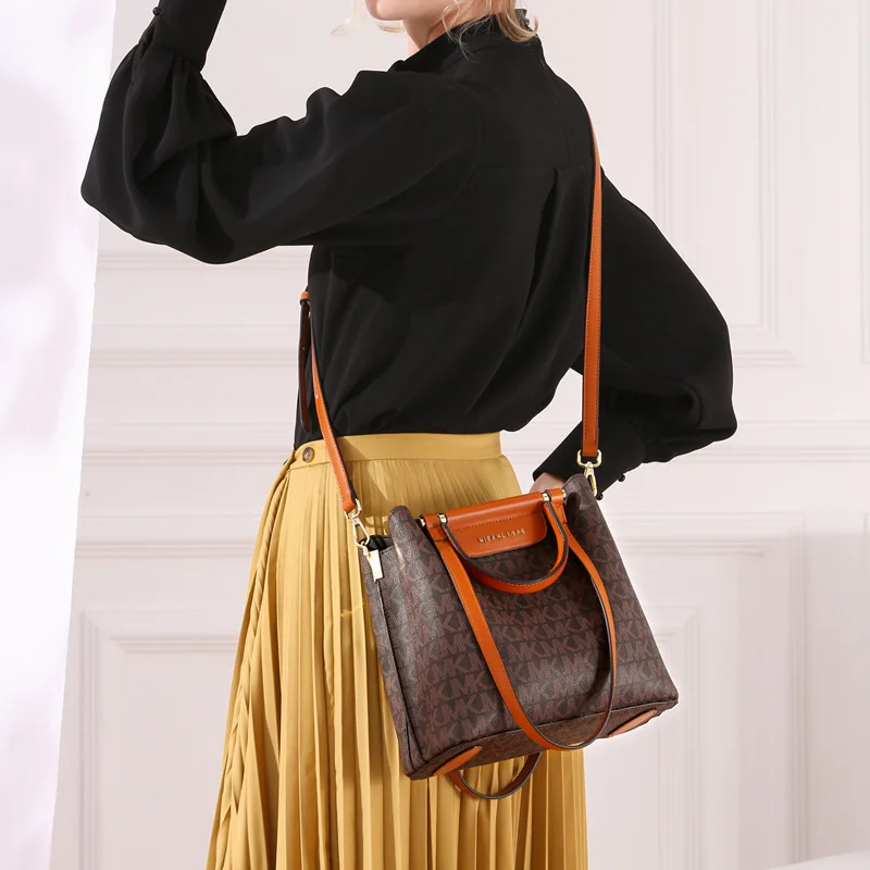 

New Fashion Underarm Bag Net Red Korean Bucket Bag Shoulder Messenger Handbag Large Capacity Women's Bags Women's Leather Bags