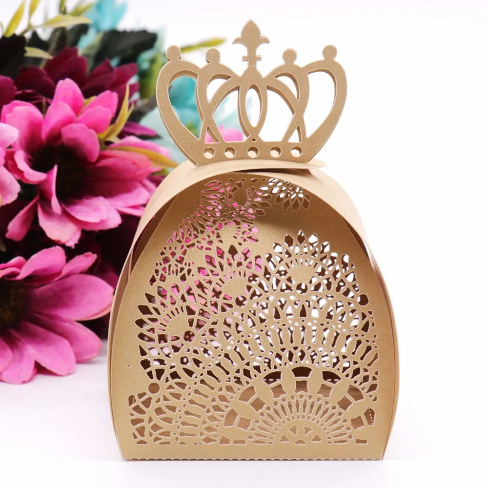 10Pcs Princess Laser Cut Hollow Carriage Favors Gifts Candy Boxes Baby Shower for Wedding Party Supplies