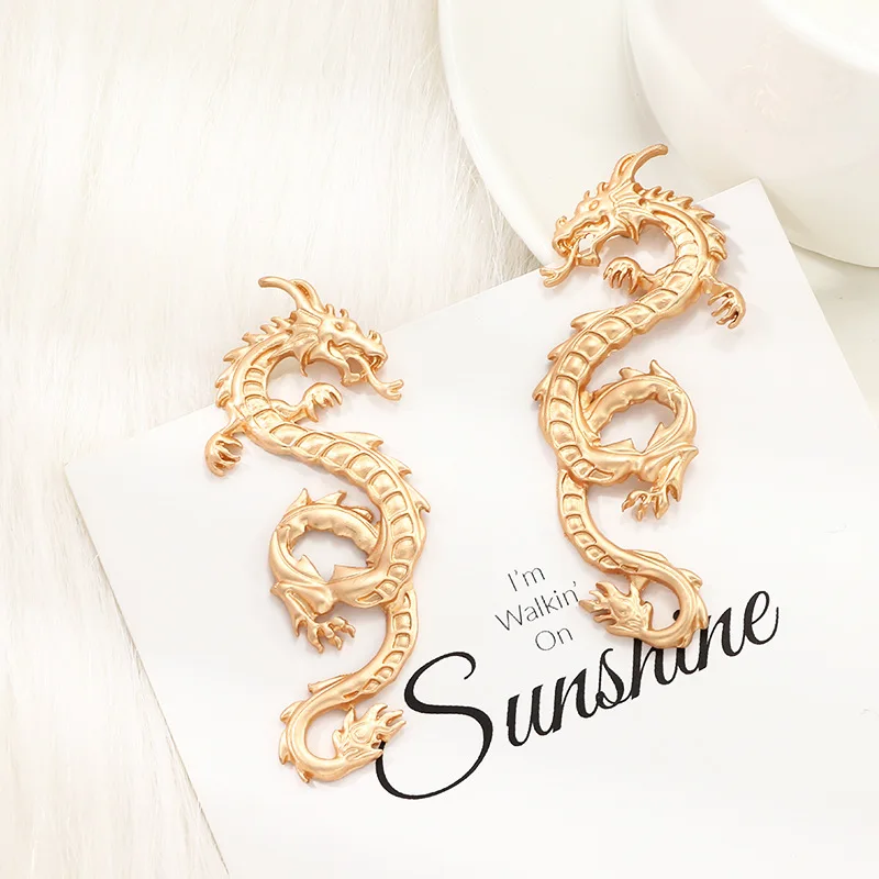 

Punk Gold Tone Dragon Stud Earrings For Women 2020 Unique Chic Metal hip hop Dragon Statement Earrings Jewelry Femme Bijoux