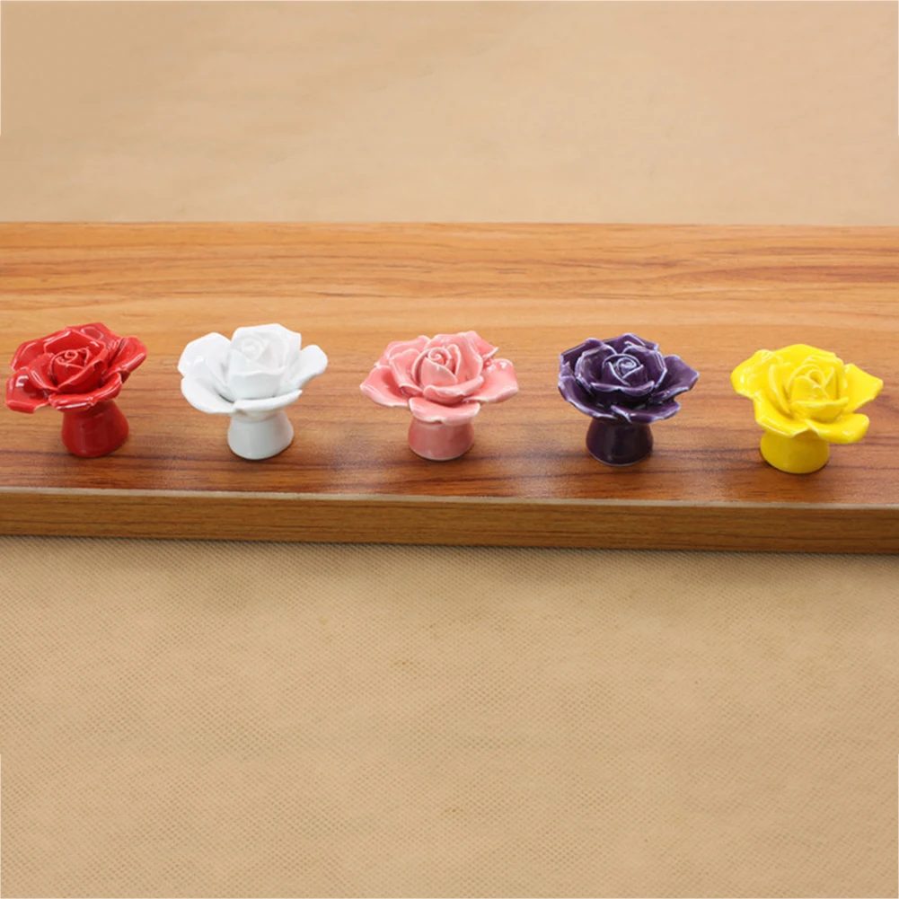 Роза цветок керамические дверные ручки ящика Тянет Шкаф Дверные с винтом - купить