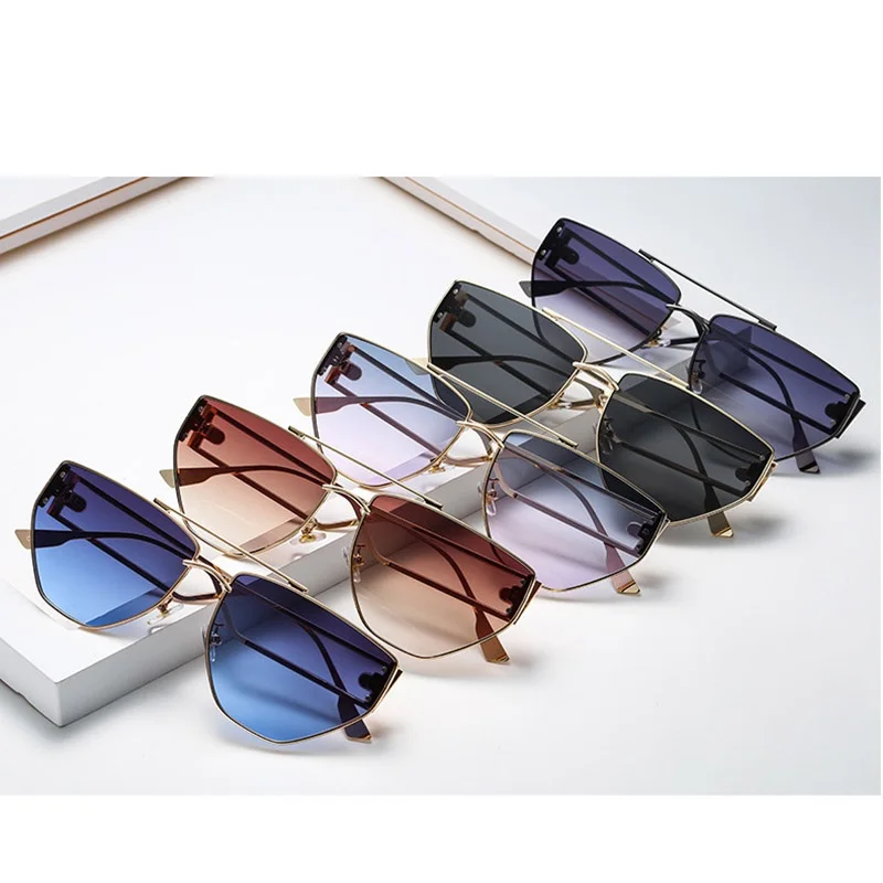 

New Brand Metal Triangle Sunglasses Women Retro Flat Top Steampunk Shades Men Fashion Cat Eye Sun Glasses Female Travel Sunglass