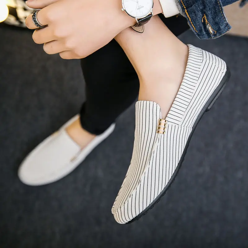 

2021 Spring Black Stripe Luxury Men's Shoes Comfortable Slip On Loafers Men Casual Shoes Cheap Fashion Designer Men Dress Shoes