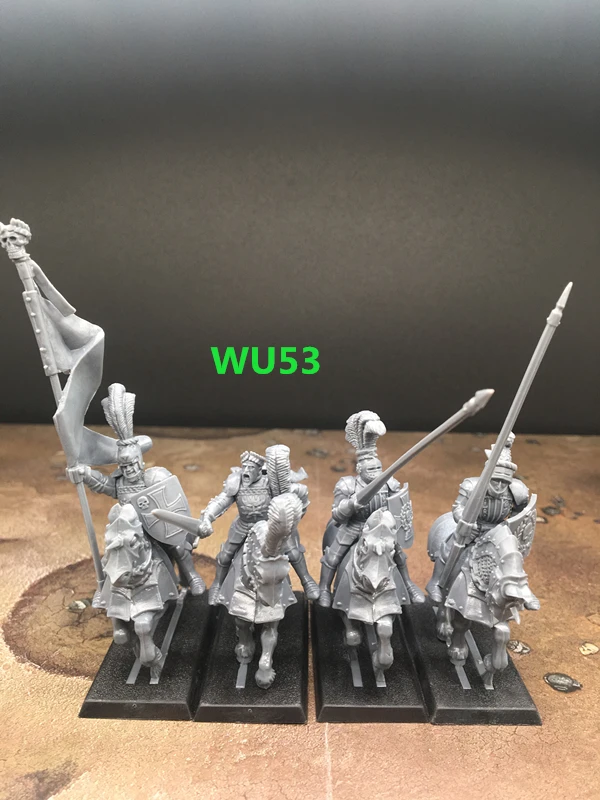 WU53 knighs 4p GB Смола Модель Империя - Цвет: WU53 knighs 4p