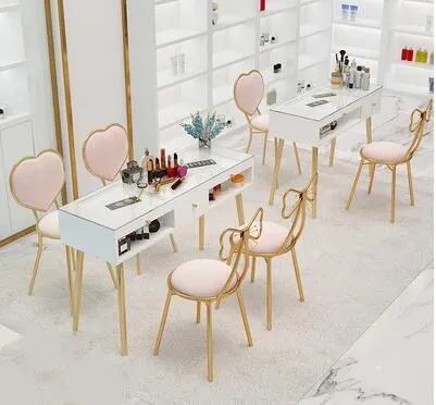 Набор для маникюра и стульев набор в скандинавском стиле красный одинарный