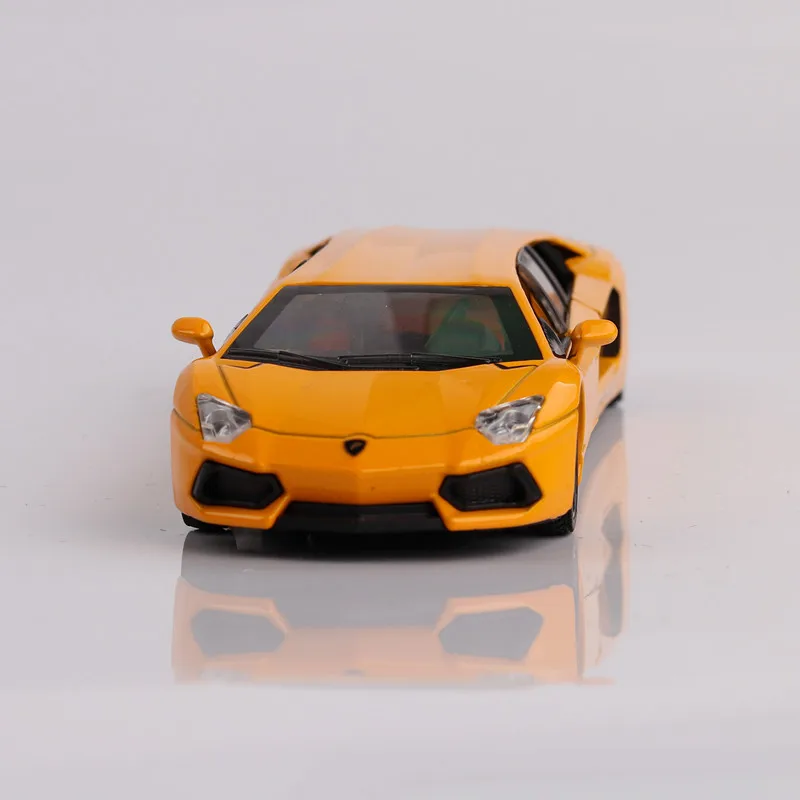 

1/32 Diecast Model Car Extended Metal Alloy High Simulation Cars Lights Toys Vehicles For Kids Gifts For Children