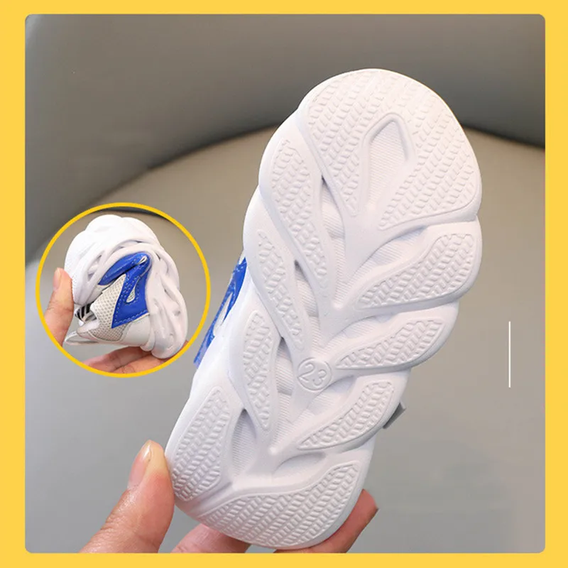 New LED Children Glowing Shoes Baby Luminous Sneakers Boys Girls Lighting Running Shoes Kids Breathable Mesh Sneakers 4 New LED Children Glowing Shoes Baby Luminous Sneakers Boys Girls Lighting Running Shoes Kids Breathable Mesh Sneakers 4