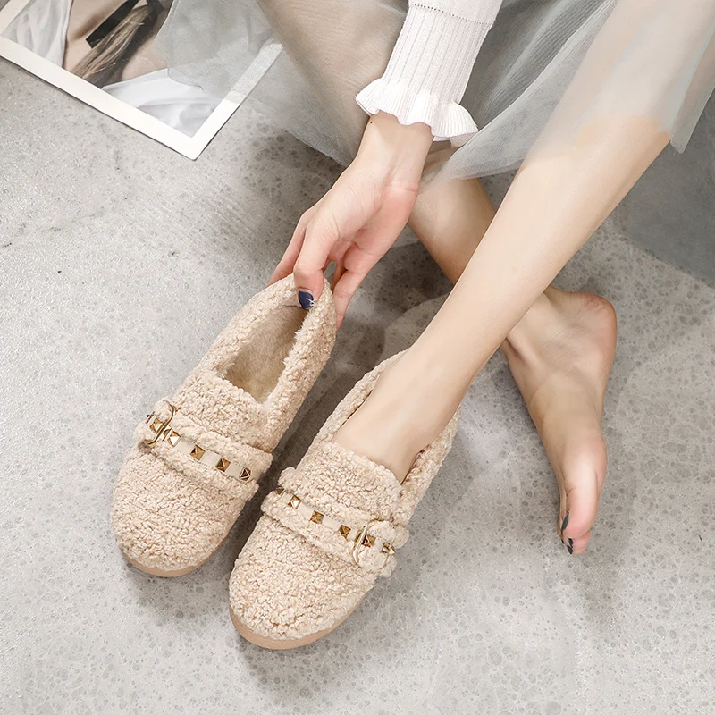 Весенняя повседневная женская обувь в горошек бархатные женские лоферы из