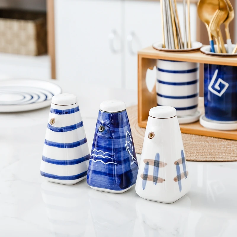 

Japanese Style Striped Sugar Bowl Ceramic Seasoning Pot Household Salt Shaker Kitchen Seasoning Box Oil Bottle Chopstick Holder