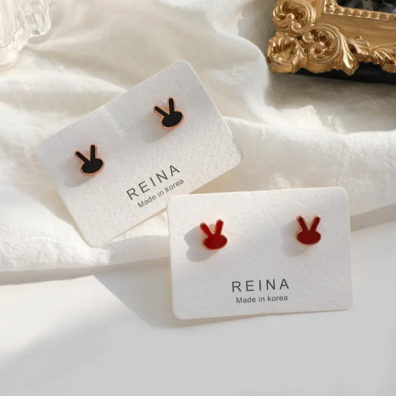 

2020 New Arrival Trendy Korean Lovely Cute Rabbit Head Stud Earrings Minimalist Beautiful Female Small Earrings for Women Girl