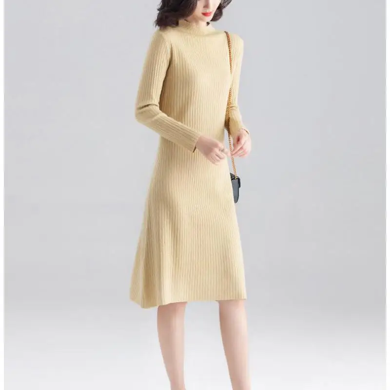 Осень-зима 2019 офисное женское платье с круглым вырезом 3 однотонных цвета вязаное