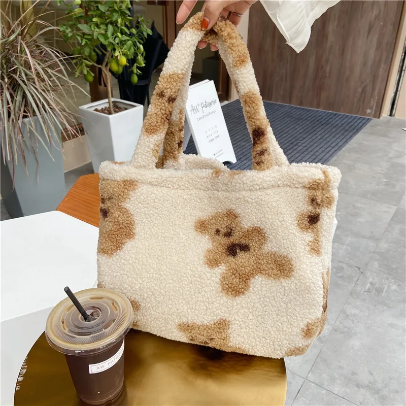 

Cartoon Bear Pattern Lambswool Totes Bags For Women Large Capacity Plush Shoulder Bag Winter Soft Plush Shopper Woman Handbags