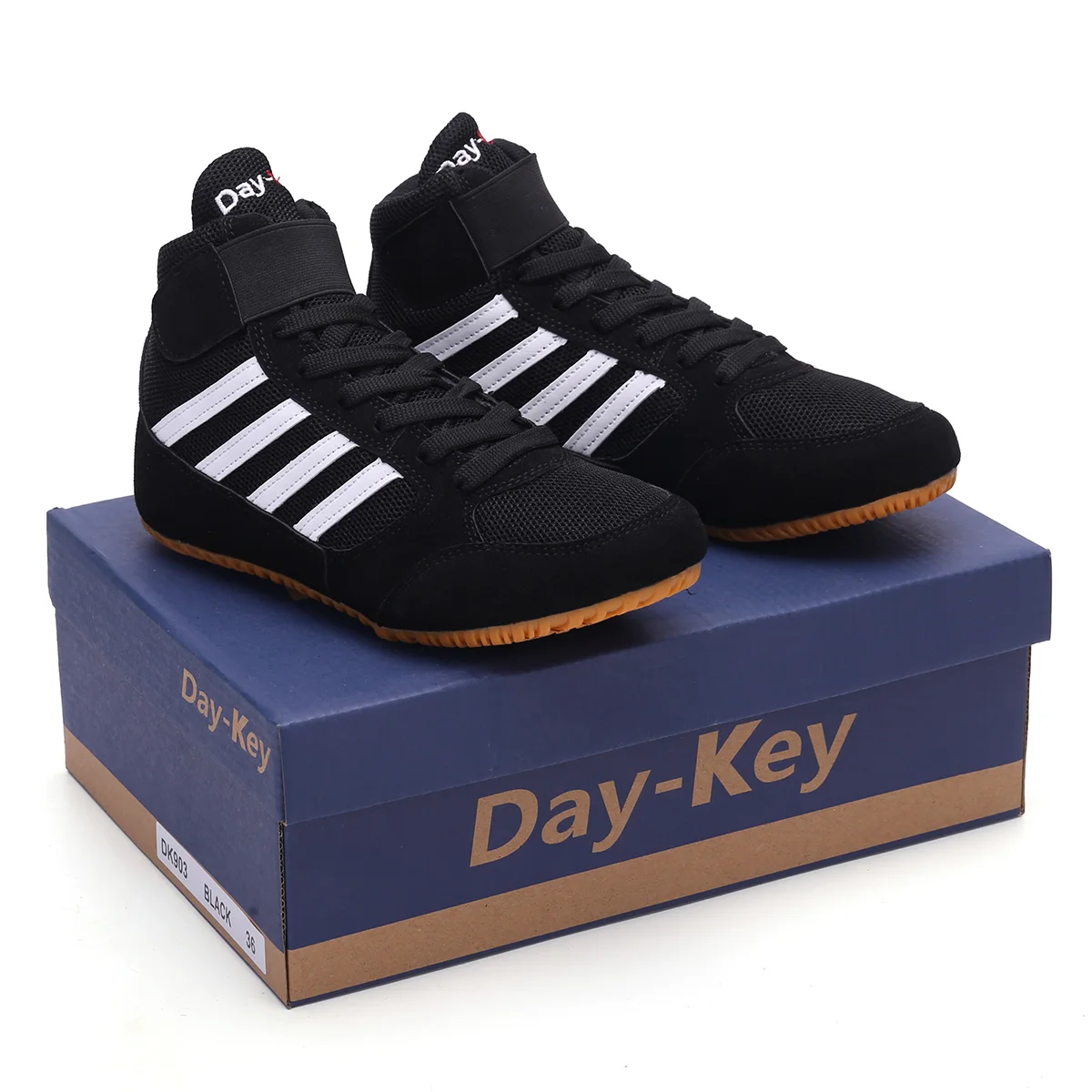 

New Spring Men Women Boxing Shoes Lace-Up Sneakers Men Breathable Wrestling Boots for Man Good Quality Big Boy Wrestling Shoes